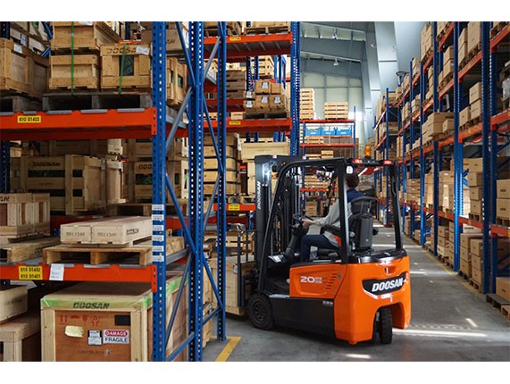 Stivuitor Doosan electric, B15/18/20T-7 Plus, 1.5 – 2.0t, 3 roti