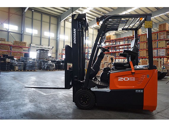 Stivuitor Doosan electric, B15/18/20T-7 Plus, 1.5 – 2.0t, 3 roti