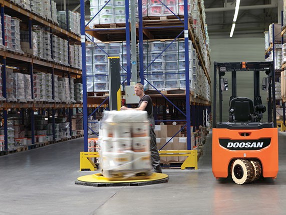 Stivuitor Doosan electric, B15/18/20T-7 Plus, 1.5 – 2.0t, 3 roti